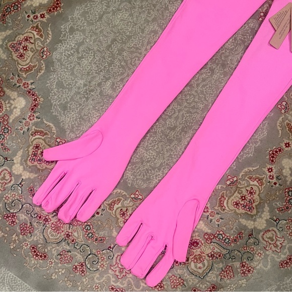 SKIMS Accessories Skims Swim Gloves Taffy Poshmark